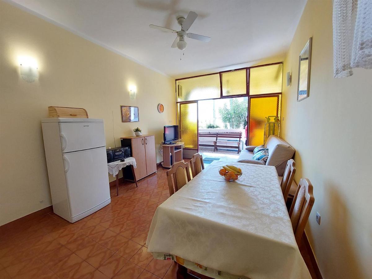 Apartments Faran Crikvenica Exterior photo